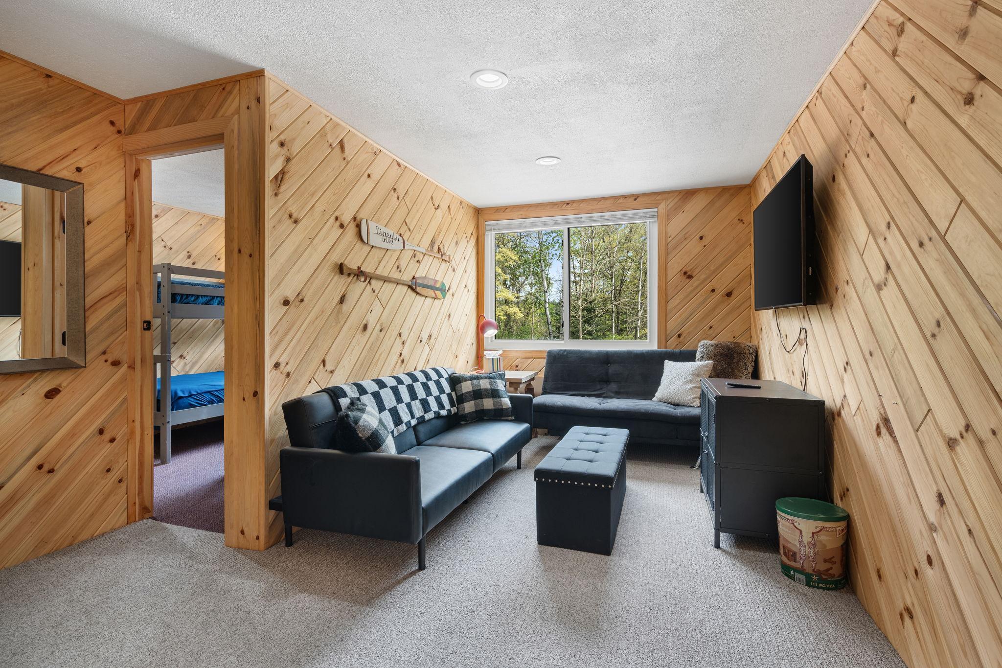 25-web-or-mls-w7341-pair-o-lakes-rd.jpg