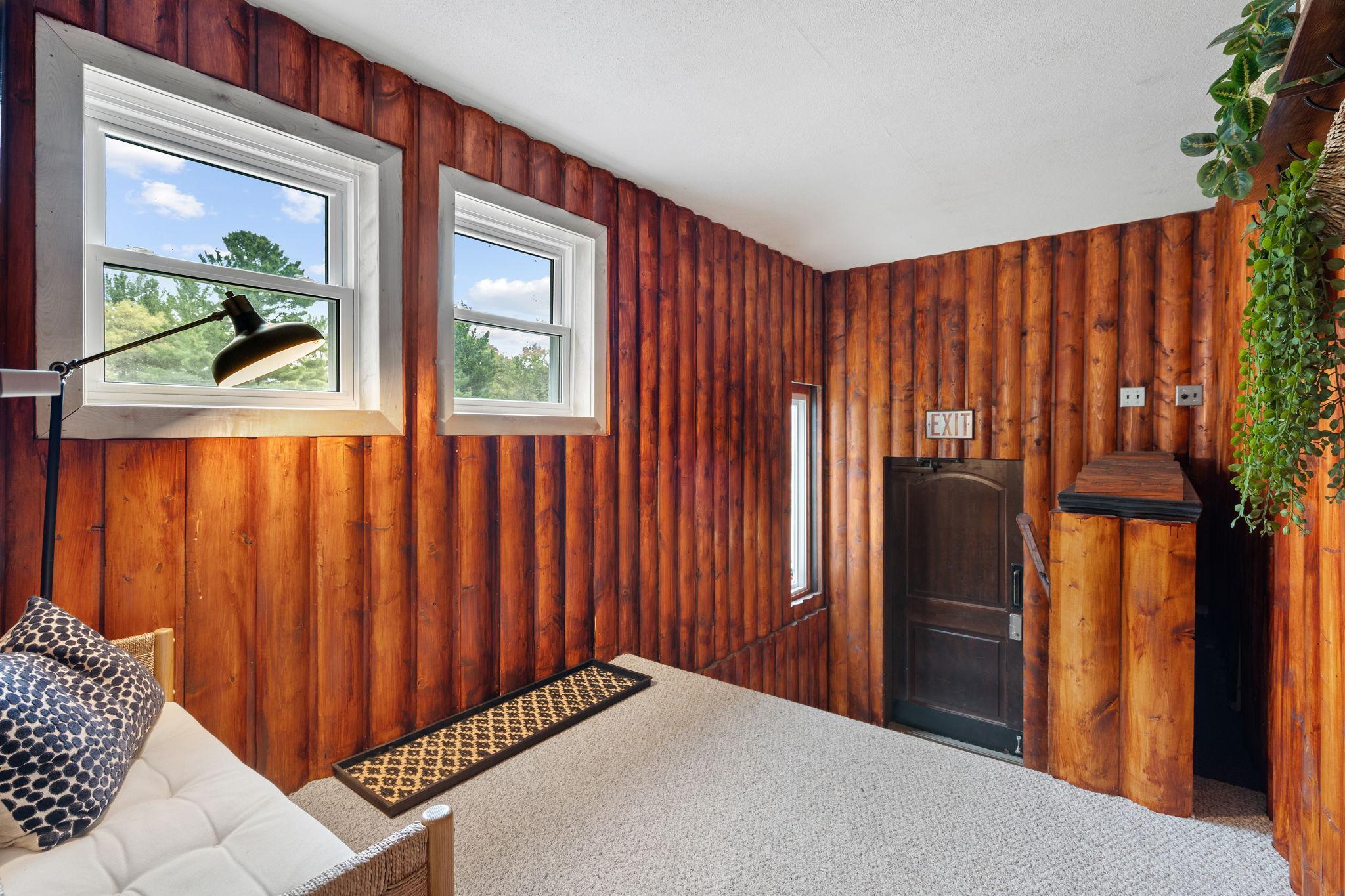 6-web-or-mls-w7341-pair-o-lakes-rd.jpg
