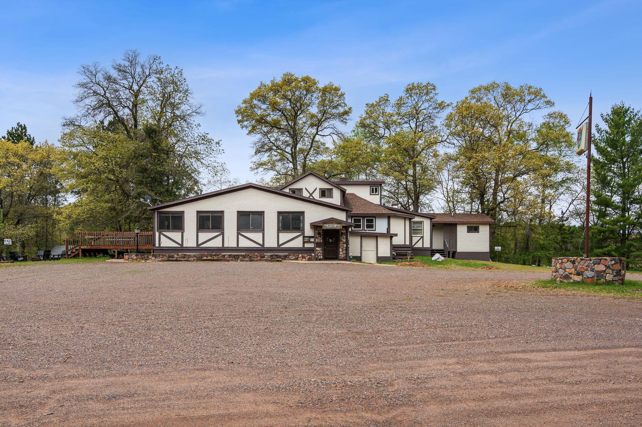 4-web-or-mls-w7341-pair-o-lakes-rd.jpg