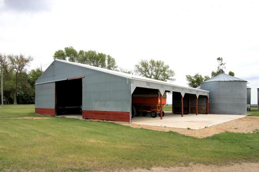 17595 520th Avenue, Atwater, MN 56209