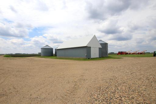 17595 520th Avenue, Atwater, MN 56209