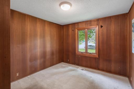 2071 Lindy Avenue, Saint Paul, MN 55113