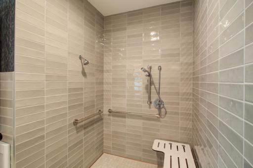 270 Hennepin Avenue, 401, Minneapolis, MN 55401