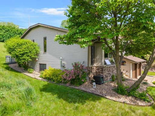 712 Juniper Street, La Crescent, MN 55947