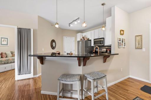 12501 Nicollet Avenue, 409, Burnsville, MN 55337