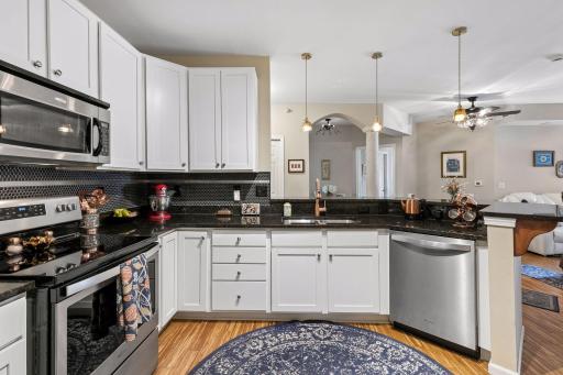 12501 Nicollet Avenue, 409, Burnsville, MN 55337