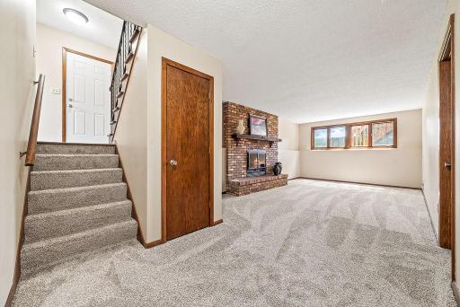 1088 Whitney Drive, Saint Paul, MN 55124