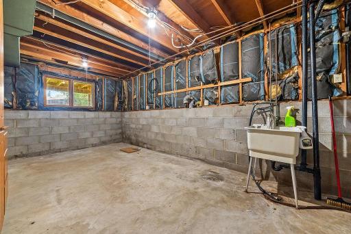 1088 Whitney Drive, Saint Paul, MN 55124