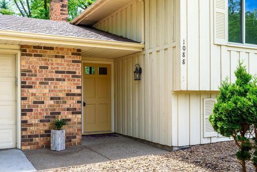 1088 Whitney Drive, Saint Paul, MN 55124