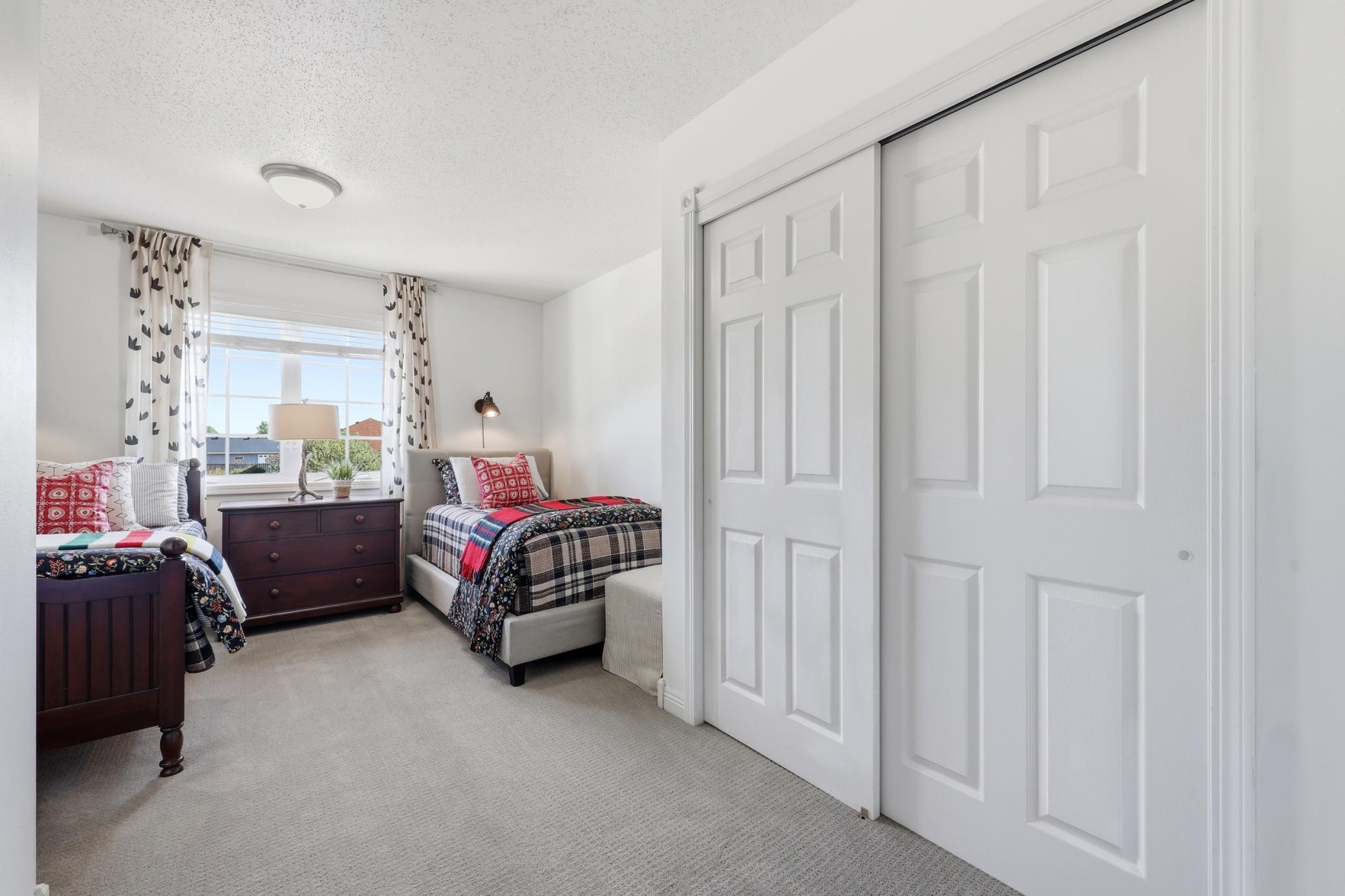 SECOND UPSTAIRS BEDROOM