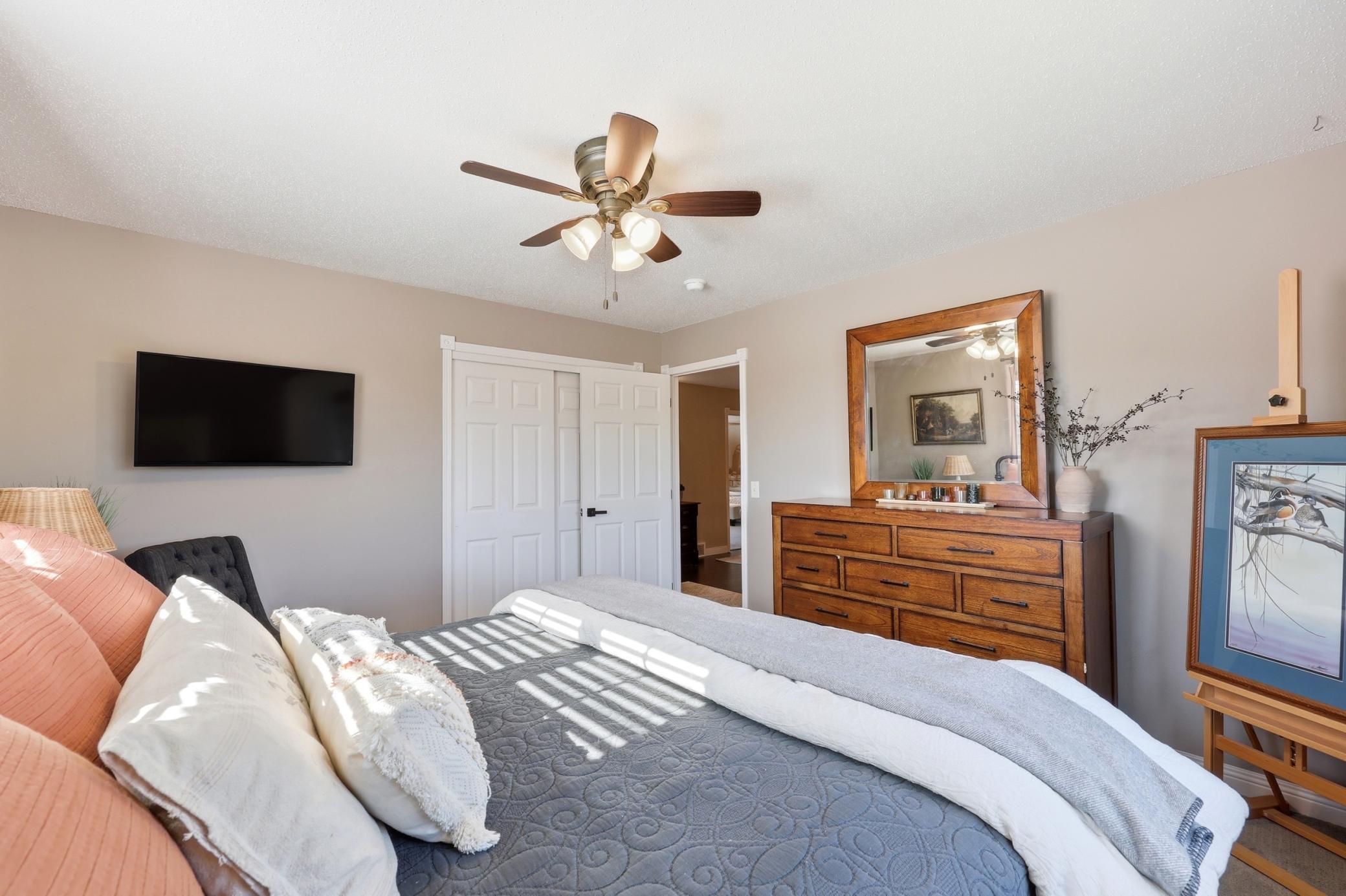 FOURTH UPSTAIRS BEDROOM