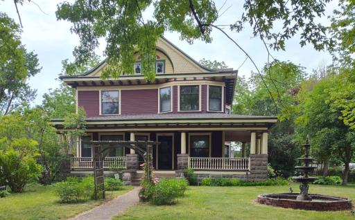800 11th Avenue, Baldwin, WI 54002
