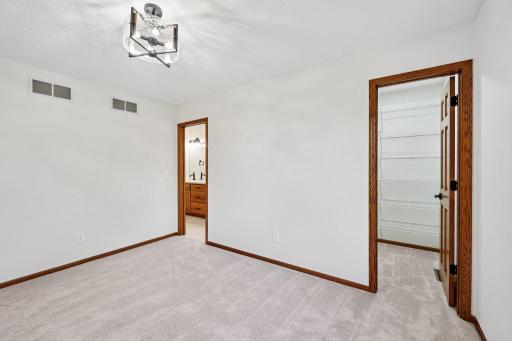 10175 Powers Lake Trail, Saint Paul, MN 55129