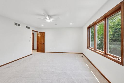 10175 Powers Lake Trail, Saint Paul, MN 55129