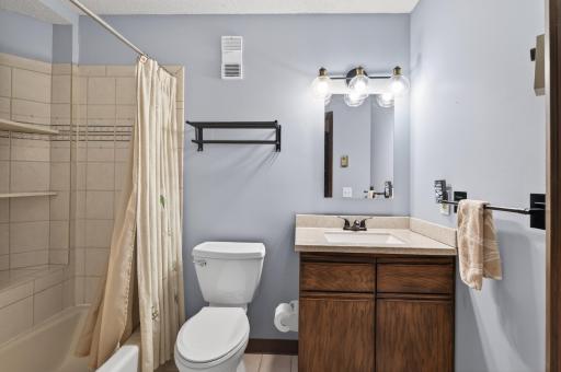 7508 W 77th Street, Chaska, MN 55318