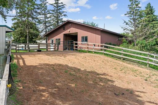 49-web-or-mls-9060 County Rd 26 Exterior-49.jpg