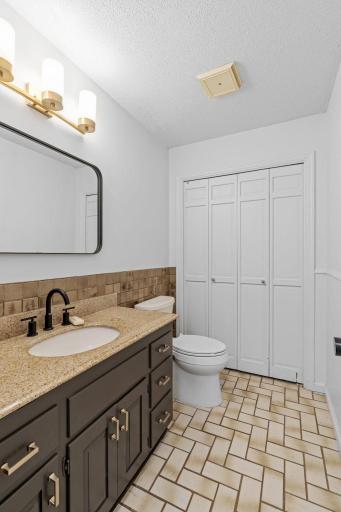 110-web-or-mls-9060 County Rd 26-23.jpg