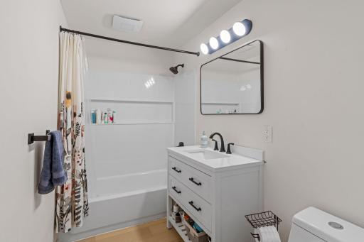 140-web-or-mls-9060 County Rd 26-53.jpg