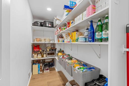 111-web-or-mls-9060 County Rd 26-24.jpg