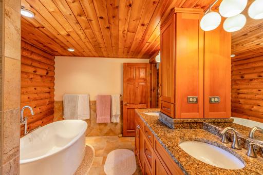 20266 Windhill Drive, Bemidji, MN 56601