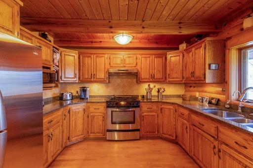 20266 Windhill Drive, Bemidji, MN 56601
