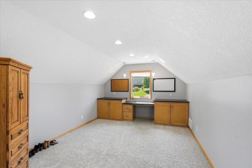 101 Gibson Court, Buffalo, MN 55313