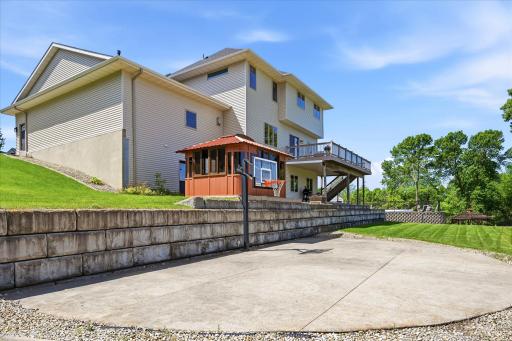 101 Gibson Court, Buffalo, MN 55313