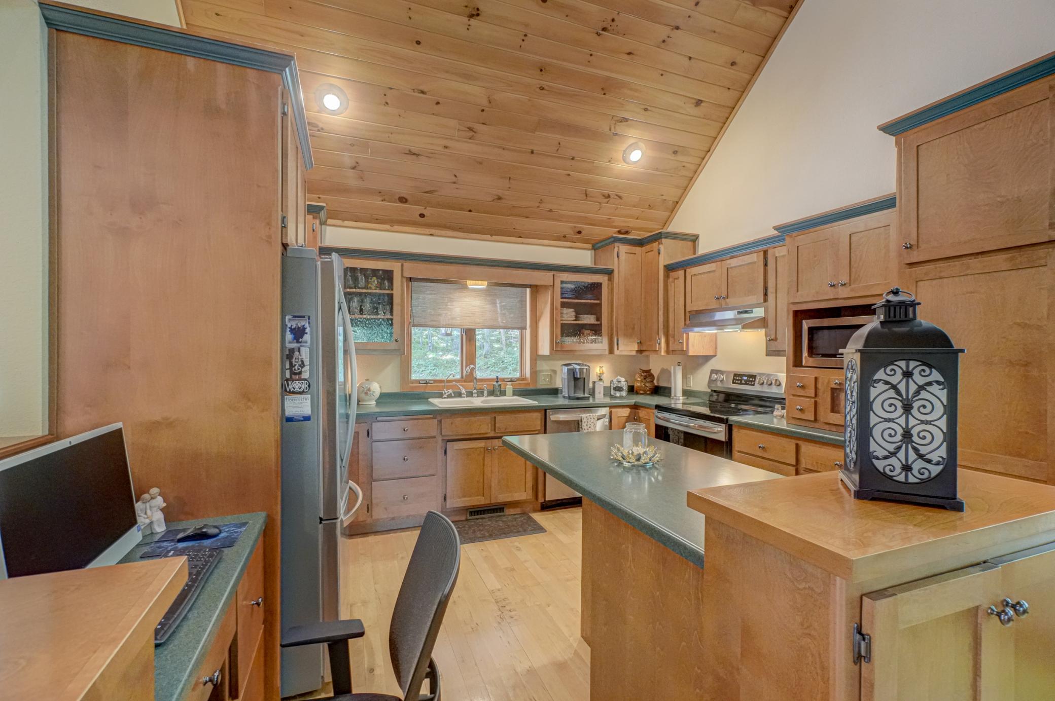 10696 W Otter Lane-25.jpg