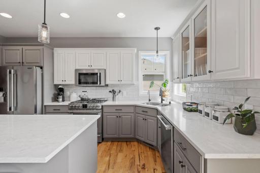 17662 Hayes Avenue, Lakeville, MN 55044