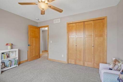 17662 Hayes Avenue, Lakeville, MN 55044