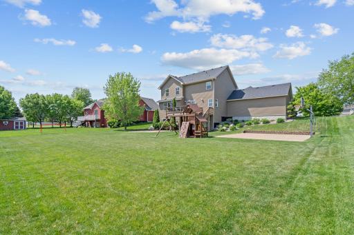 17662 Hayes Avenue, Lakeville, MN 55044