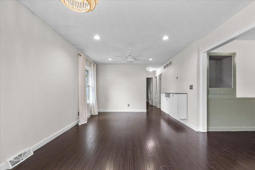 04-Living Room
