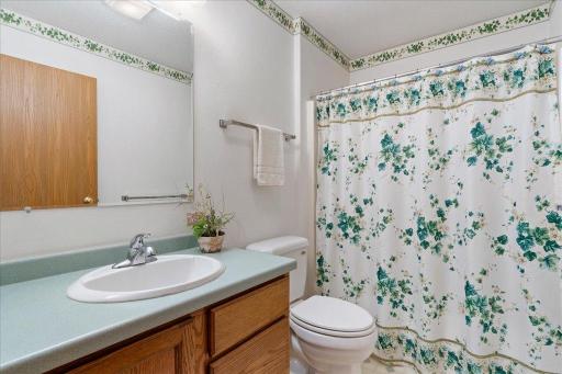 2401 Hillcrest Drive, Brainerd, MN 56401