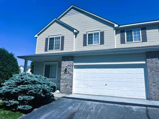 130 River Woods Drive W, Saint Paul Park, MN 55071