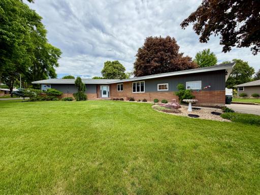 306 S Fairview Drive, Luverne, MN 56156