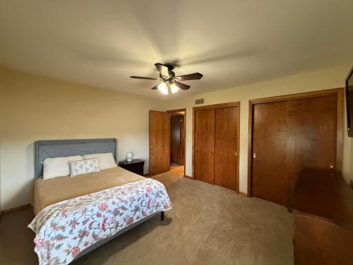 306 S Fairview Drive, Luverne, MN 56156