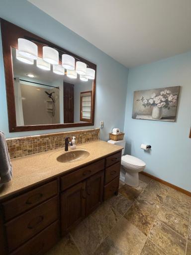 306 S Fairview Drive, Luverne, MN 56156