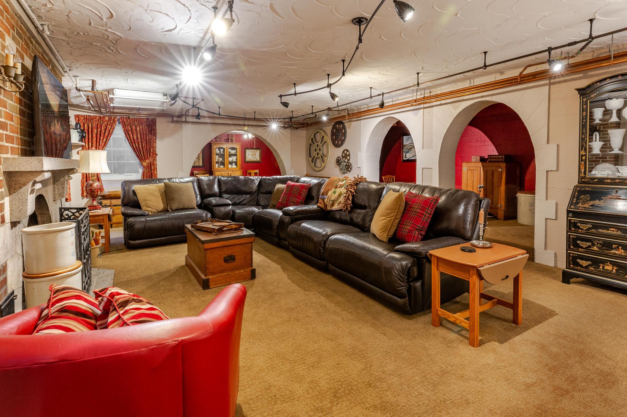 Copy of Basement_1006.jpg