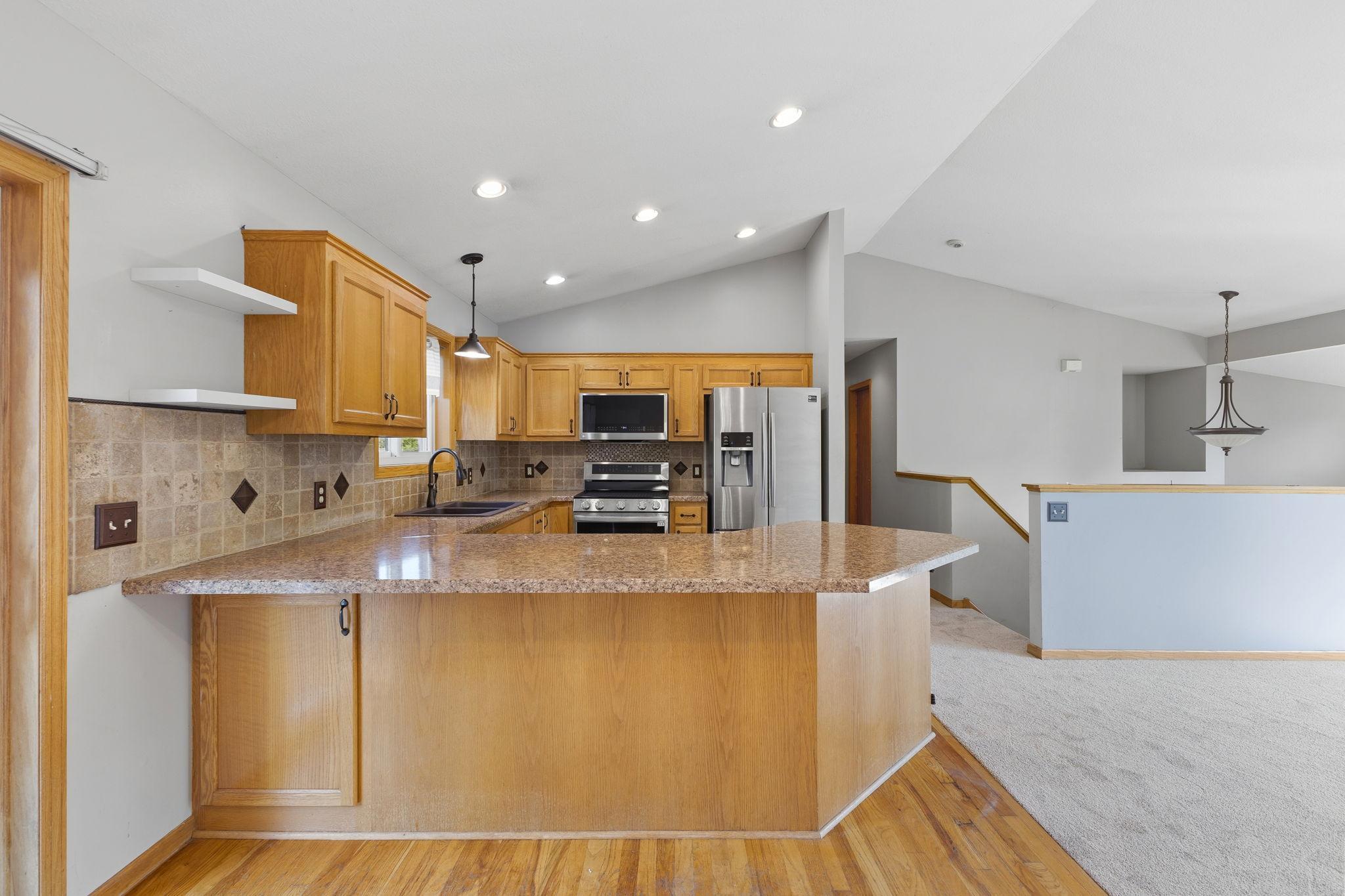 Vivid Space_20595 Camden Path_16.JPG