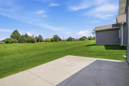 1562 Eagle Ridge Street NE, Owatonna, MN 55060