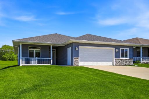 1562 Eagle Ridge Street NE, Owatonna, MN 55060