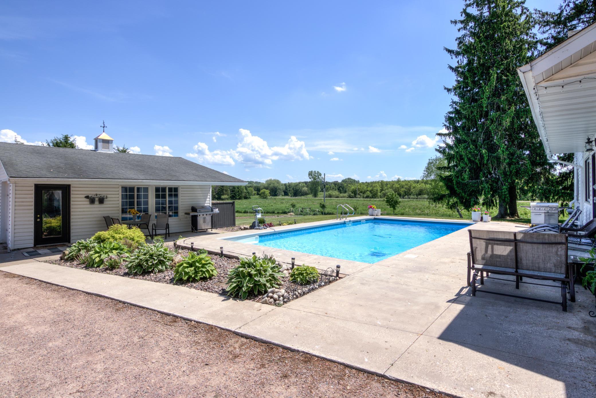 20 - Exterior-12-Edit.jpg