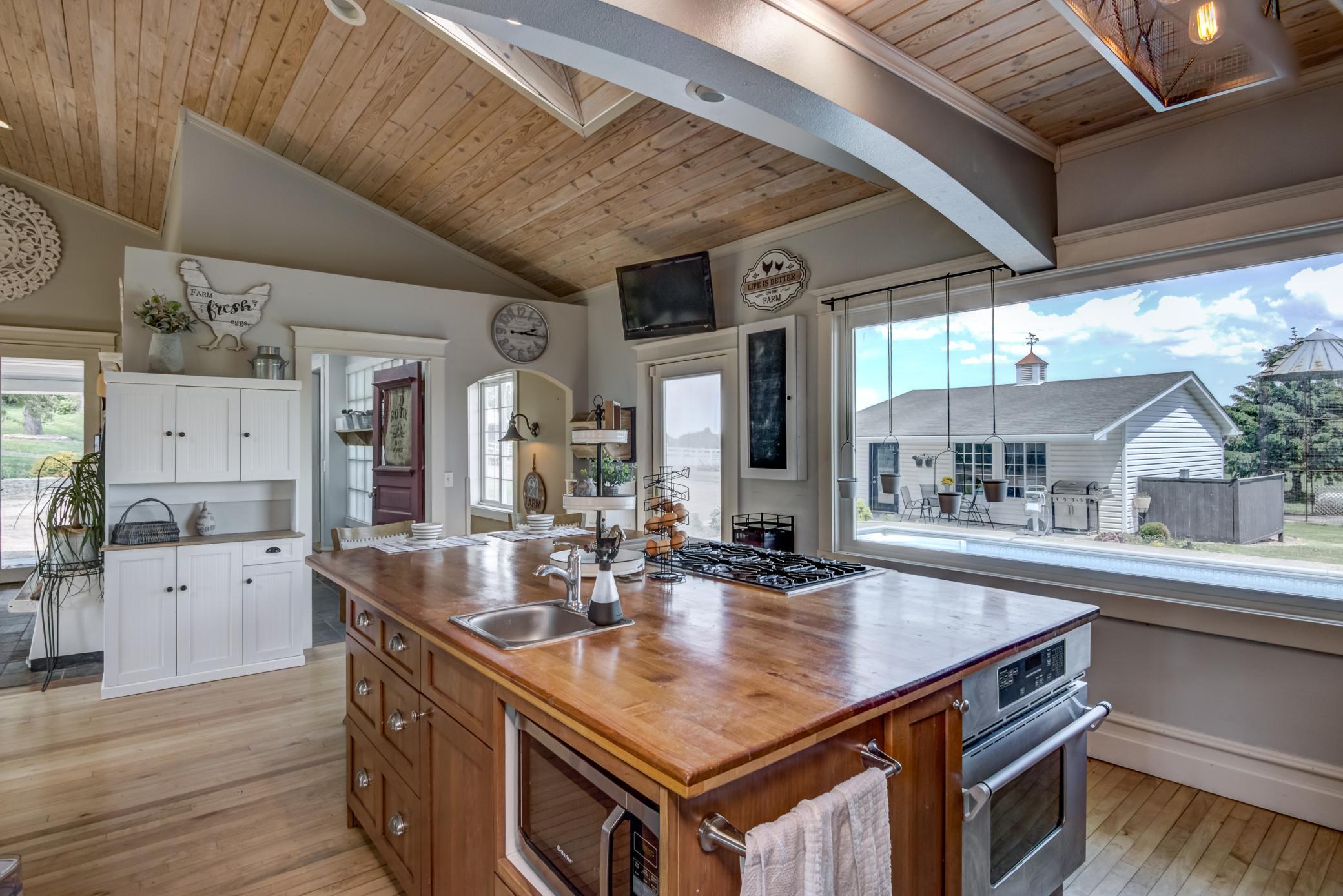 03 - Kitchen-5.jpg