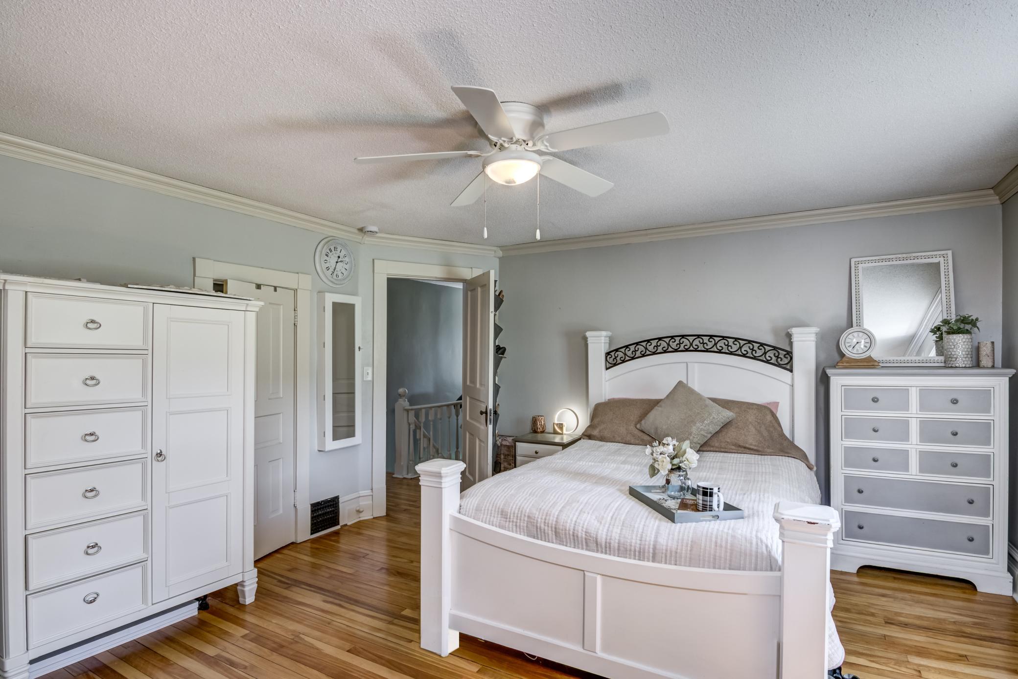 11 - Upper Level Bedroom - 2-2-Edit.jpg