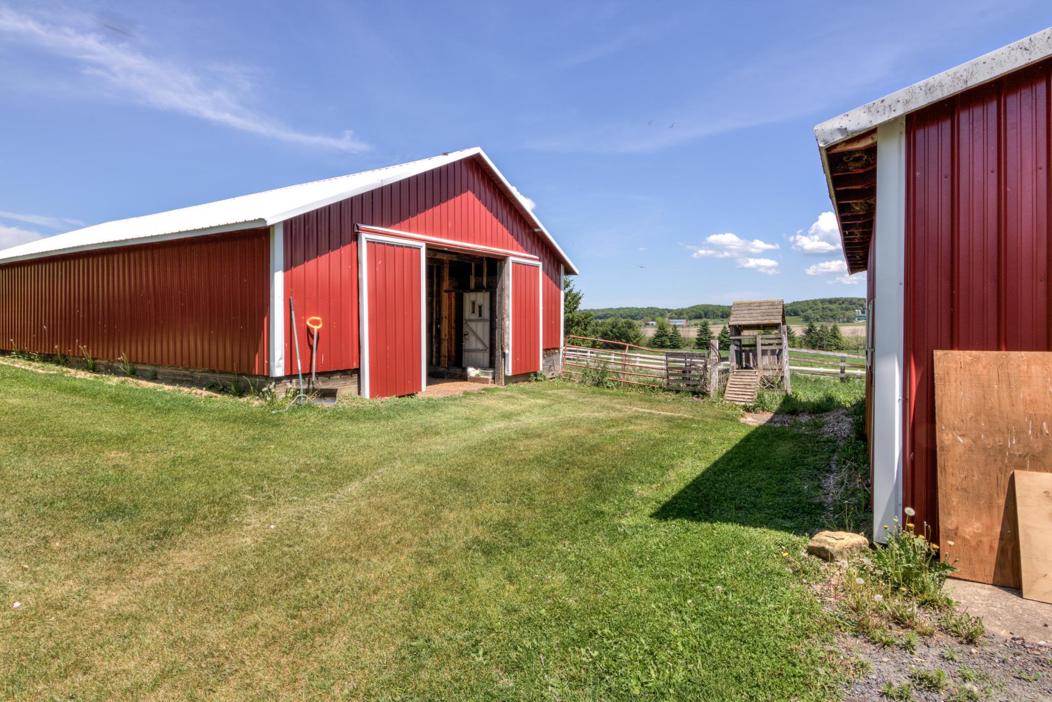 18 - Outbuilding-32.jpg
