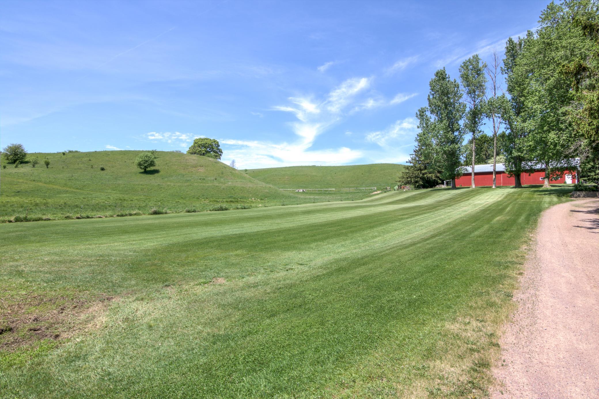 20 - Exterior-18.jpg