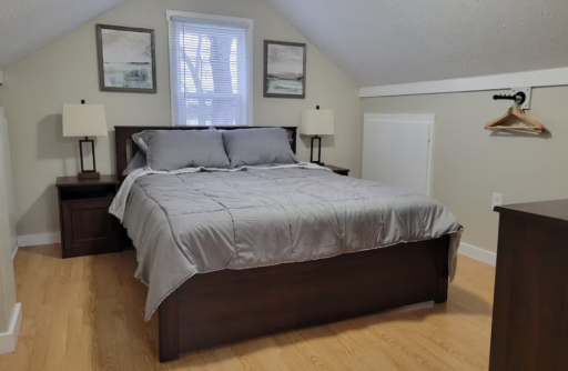 Upper Bedroom
