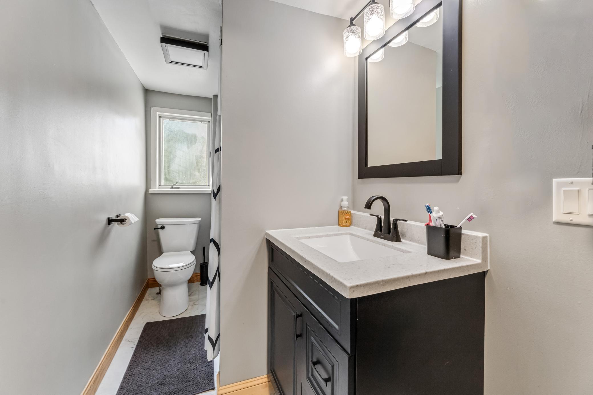 124 Minnesota St (13).jpg