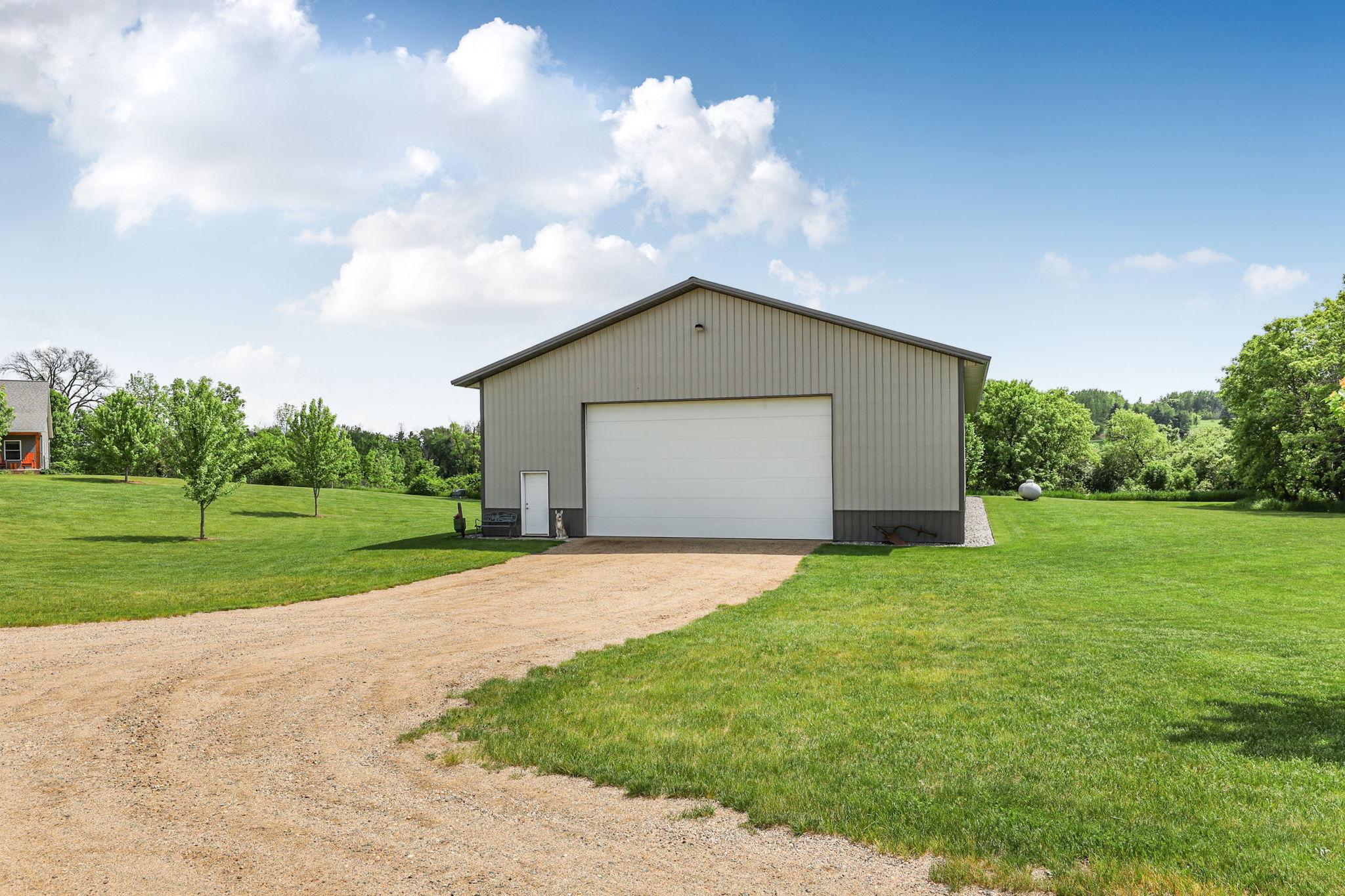 Outbuilding side (68x50)