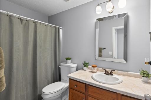3608 Gershwin Lane N, Saint Paul, MN 55128